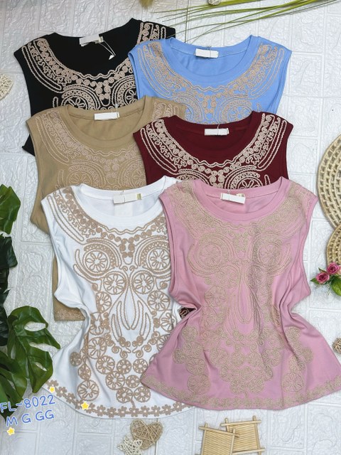 Blusa regata de algodão canelado com bordado 8022