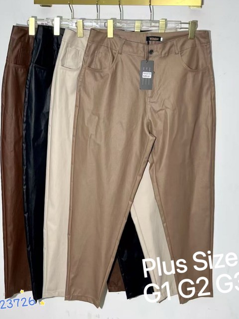 Calça Plus Size resinada com elastano importado 23726