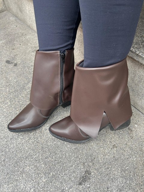 Bota Cano Curto Capa Luisa 352