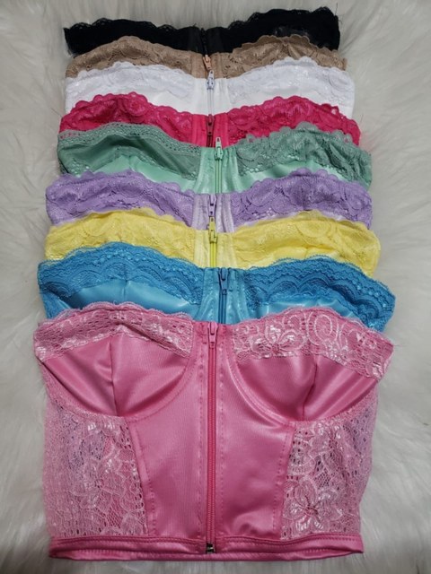 Corcelet de zíper com detalhe de renda