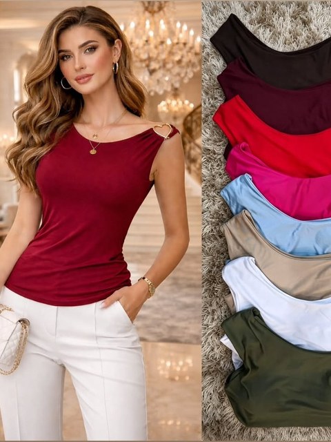 Blusa canoa detalhes na alça