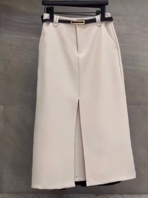 Saia midi