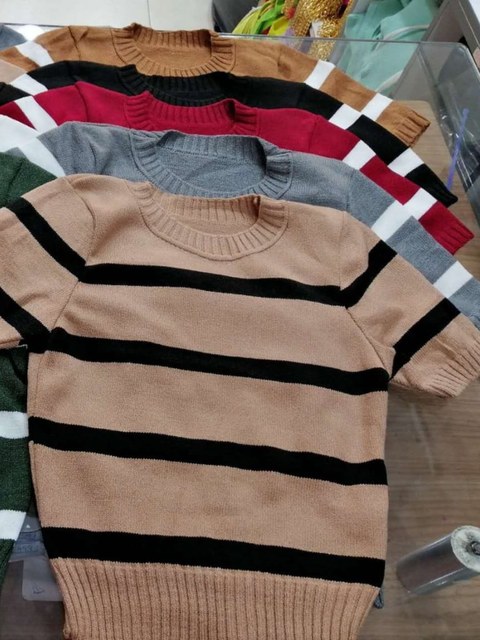 Cropped modal listrado