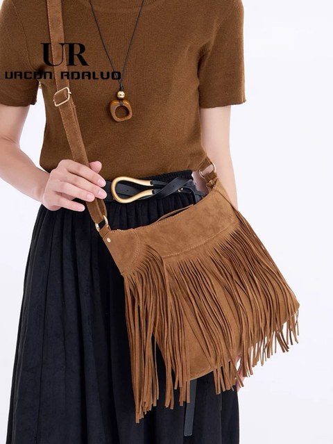 bolsa ouro de franja