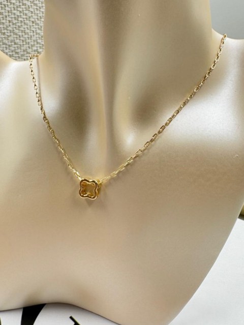 Colar trevo dourado