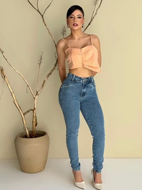 Calça jeans skinny feminina