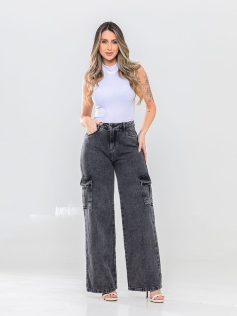Calça cargo grafite pantalona jeans feminina