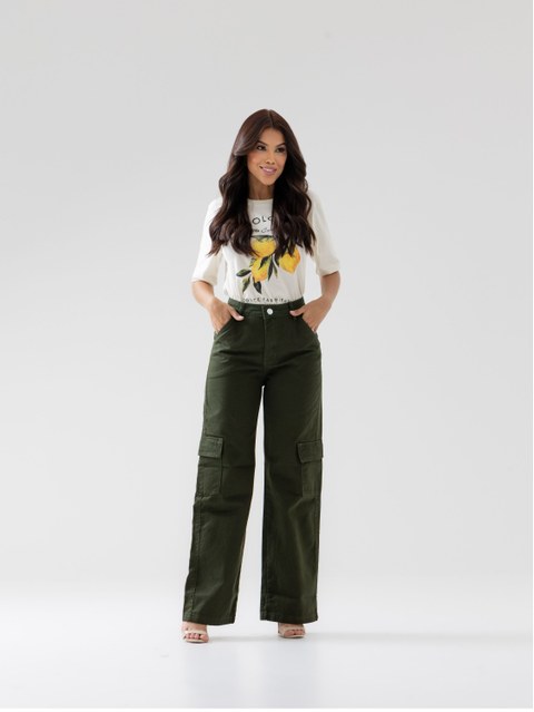 Calça wide leg cargo jeans feminina