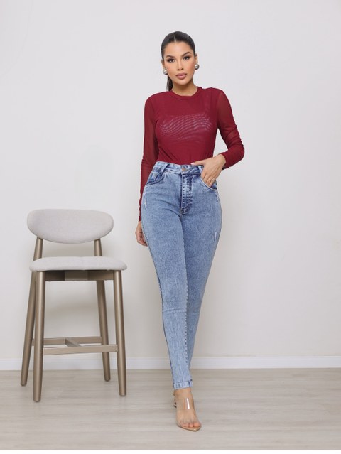 Calça skinny jeans feminina