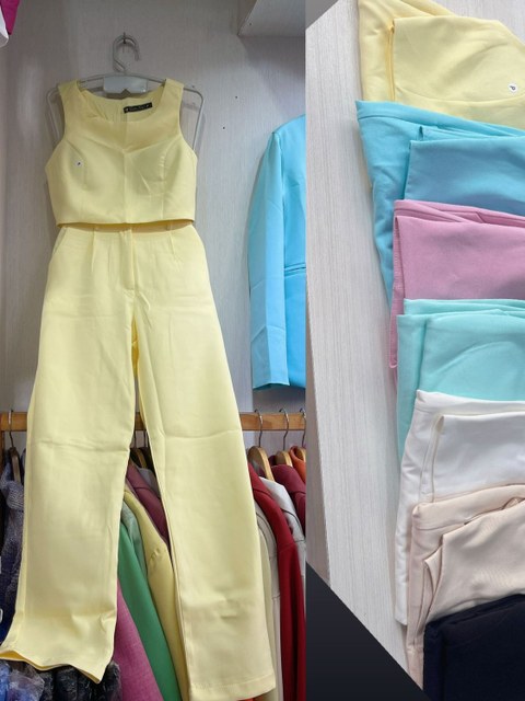 Conjunto cropped com calça alfaiataria feminina