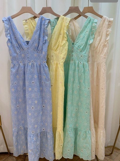 Vestilo longo detalhes