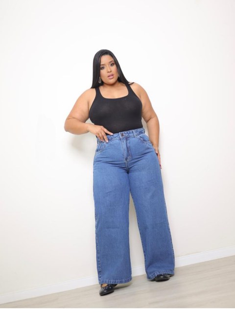 Calça wide leg jeans feminina plus size