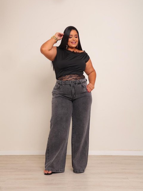 Calça wide leg jeans feminina plus size