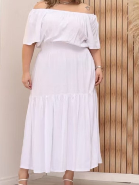 Vestido longo ombro a ombro plus size ciganinha