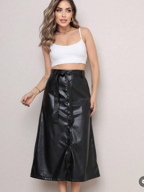 Saia de couro com botão #Panpan_fashion