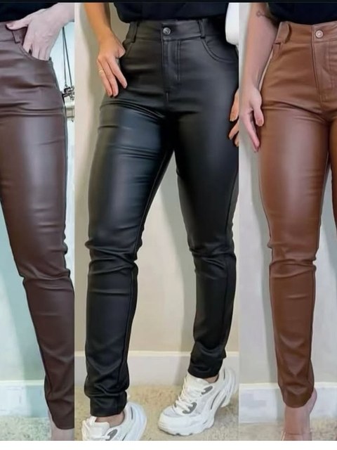 Calça  resinada #Panpan_fashion