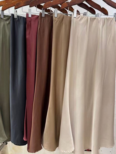 Saia MIDI cetim #Panpan_fashion