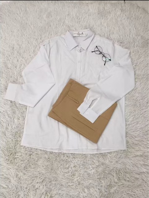 Camisa de manga comprida Lili moda feminina