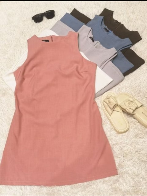 vestido sem mangas Lili moda feminina