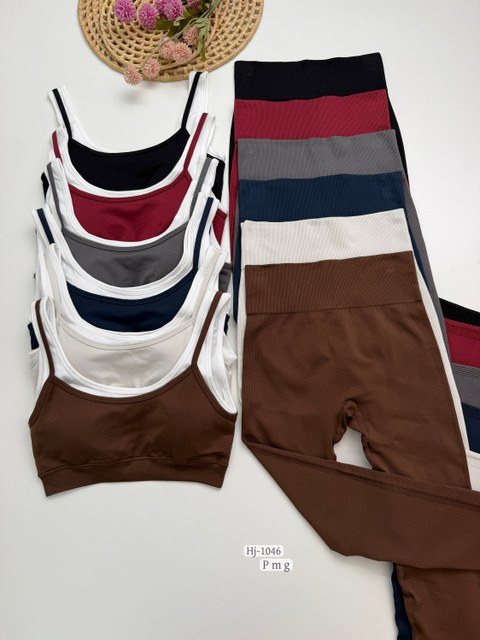 Conjunto de calça e blusa de alcinha dupla