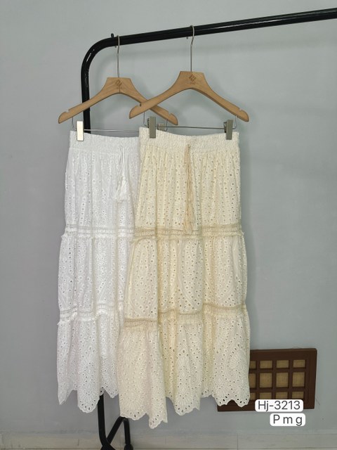 Saia Midi em Laise com Forro (RD3213)