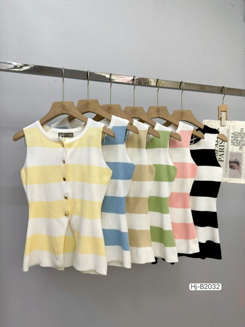 Blusa Feminina Listrada com Botões Frontais (B2032)