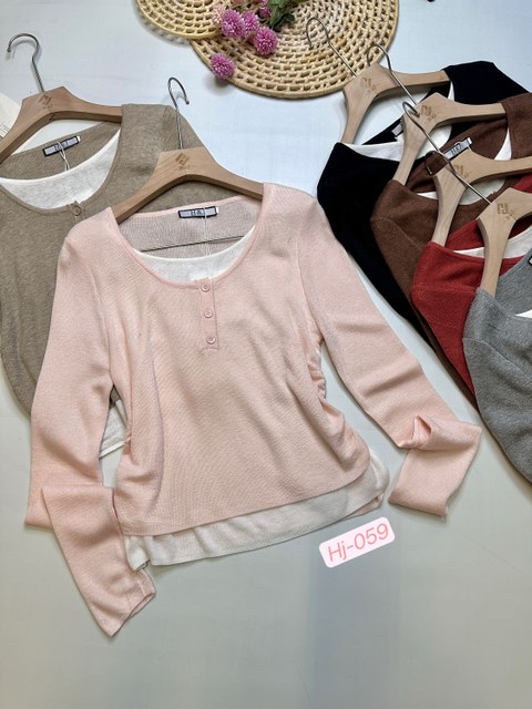 Blusa em camada com botões (L059)