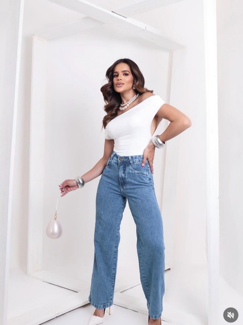 Calça jeans feminina wide legue