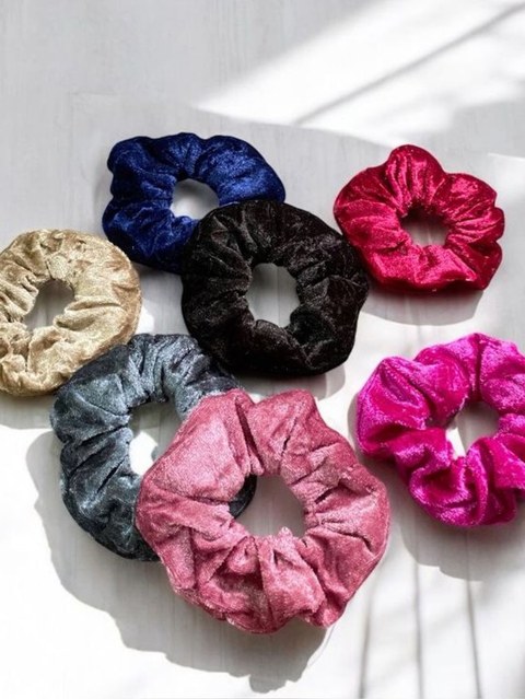 Scrunchie de Veludo Colorida e Preta