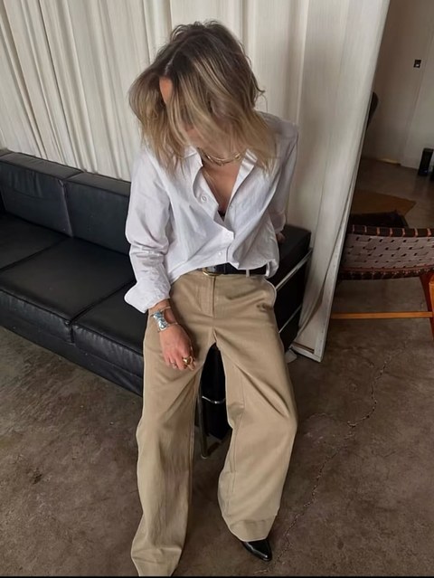 Calça wide leg atrás  com bolso