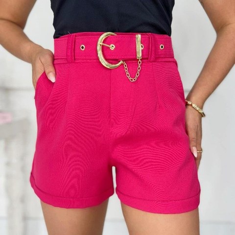 Shorts com cinto