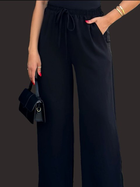 Calça lisa feminina