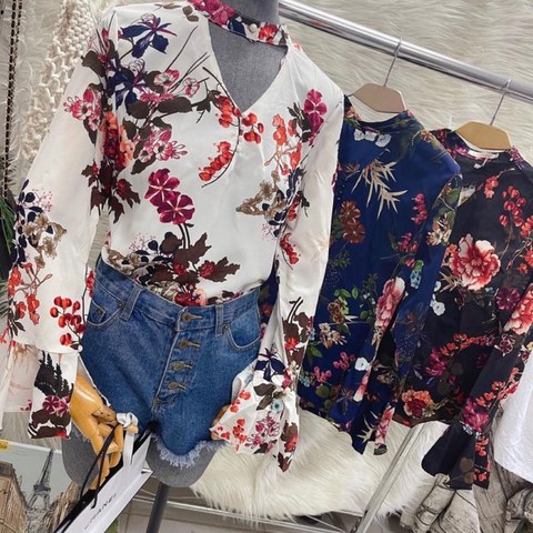 Blusa feminina manga  longa