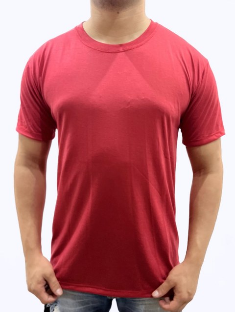 Camiseta vermelha básica gola careca manga curta