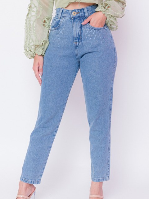 Calça jeans feminina com strass barrinha dobrada