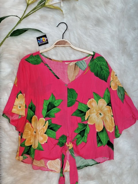 Blusa feminina de amarrar  na cintura