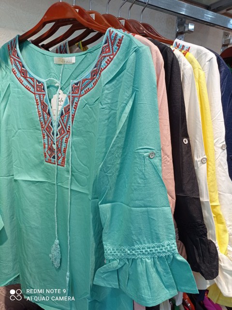 FY1806 Blusa manga longa crepe com detalhes na manga