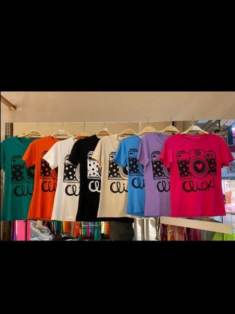 Novidade tshirt estampa "câmera click" viscolycra