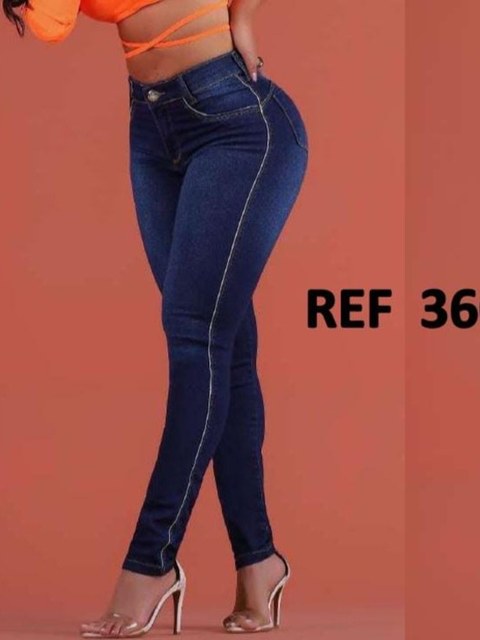 Calça jeans escura