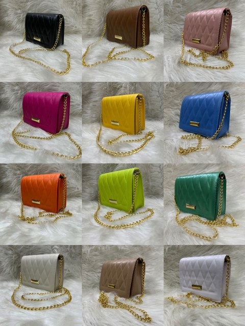 Bolsa Transvesal Bordado Quadrado Com Corrente