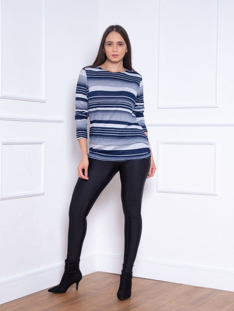 Blusa ampla malha manga longa