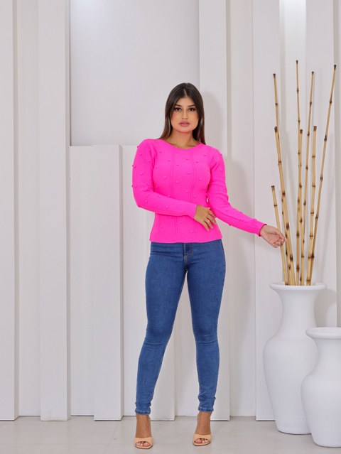 Blusa femenina modal liso com manga longa