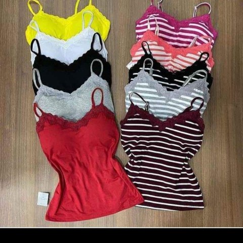 Blusinha alça fina com bojo