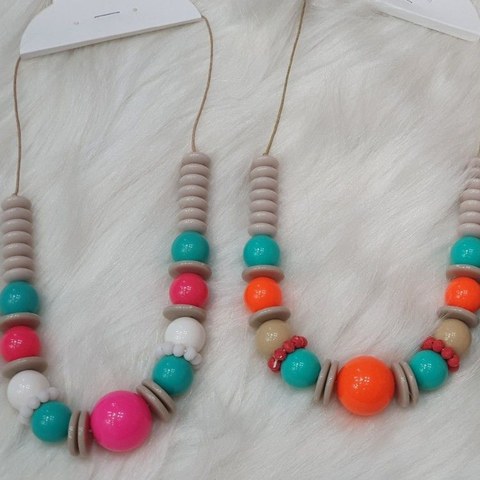 Colar se bolas com cristal