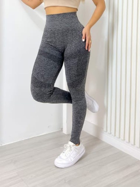 Legging importada levanta bumbum