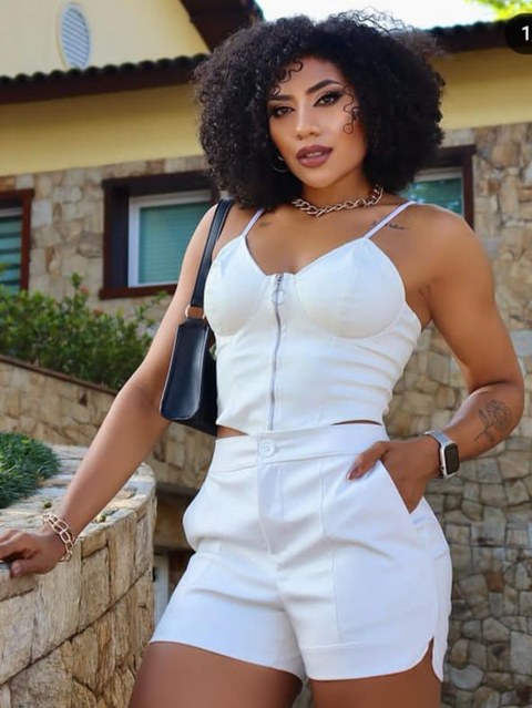 Shorts Couro Ecológico