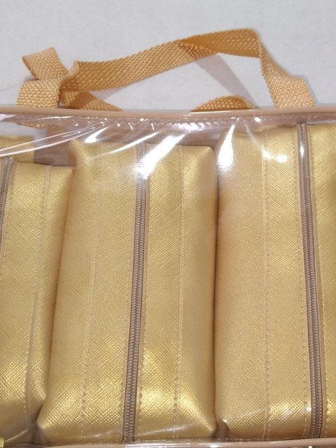 Kit viagem (Nécessaire) com 4 peças