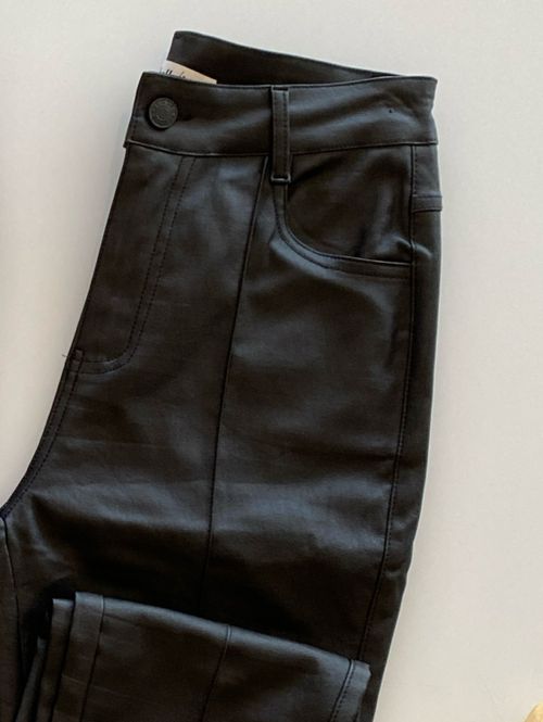 Cor Preto
