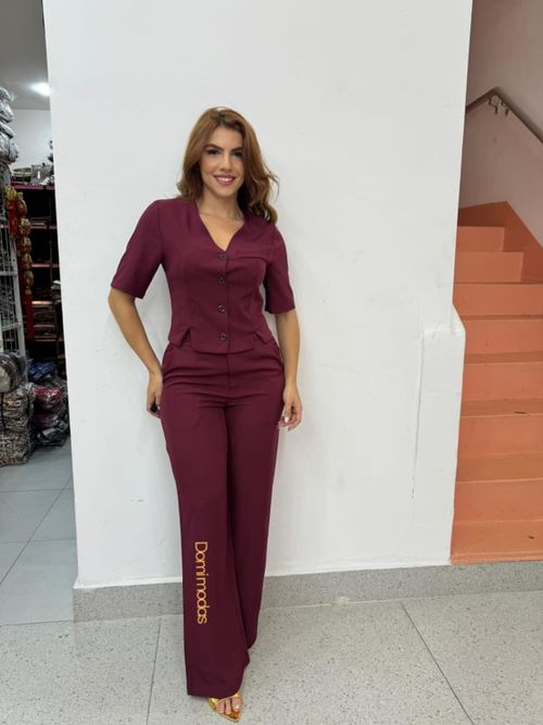 Cor Vermelho Vinho