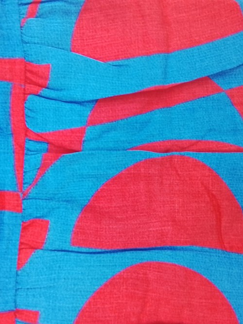 Cor Vermelho C/ Azul Marinho